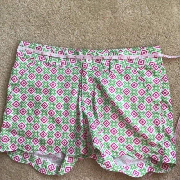 Birdies & Bows Shorts - Picture 6 of 6